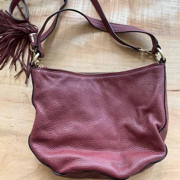 Fall Brown Michael Kors Bag, Lightly Used, Gorgeous Gold detailing, Crossbody - Picture 3 of 8